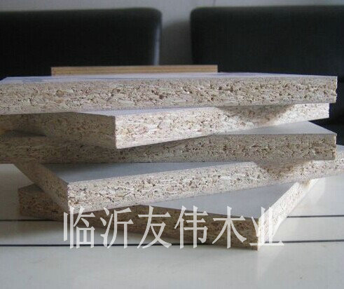 防滑胶合板木材是决定性的因素